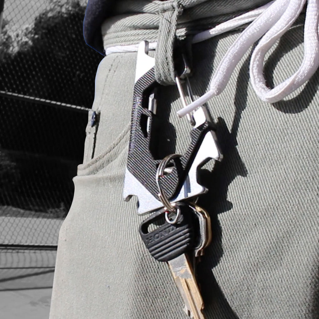 Carabiner Skate Tool